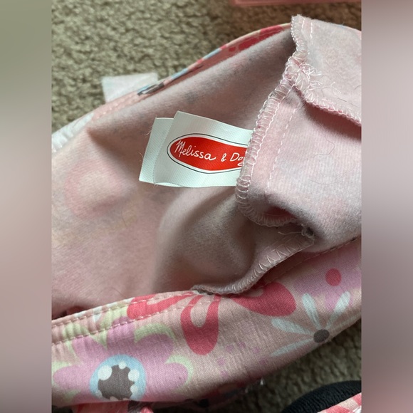 Melissa & Doug Doll Diaper Changing Set & 11 NB diapers 👶 🍼👶🧷 - Picture 7 of 16